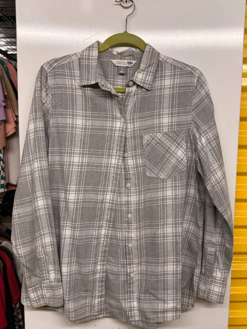 Old Navy "The Classic Shirt" Gray & White Plaid Flannel Button Down - Size L